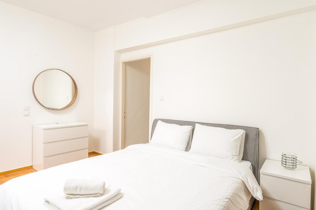Cozy City Central Flat @ Psila Alonia Square Aigio Exterior photo