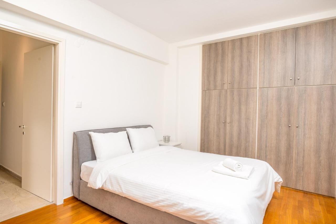Cozy City Central Flat @ Psila Alonia Square Aigio Exterior photo